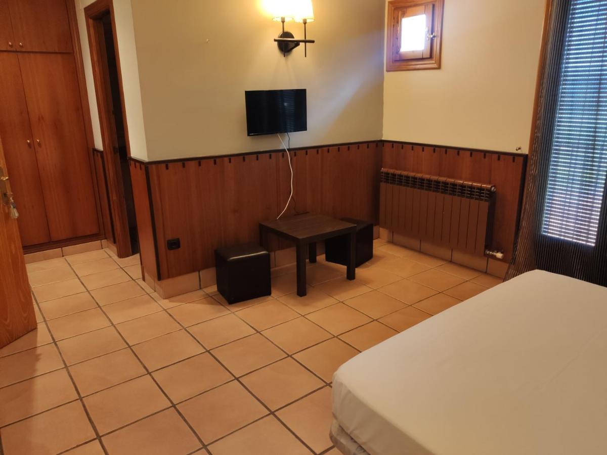 Hostal Tastavins Peñarroya de Tastavins Εξωτερικό φωτογραφία