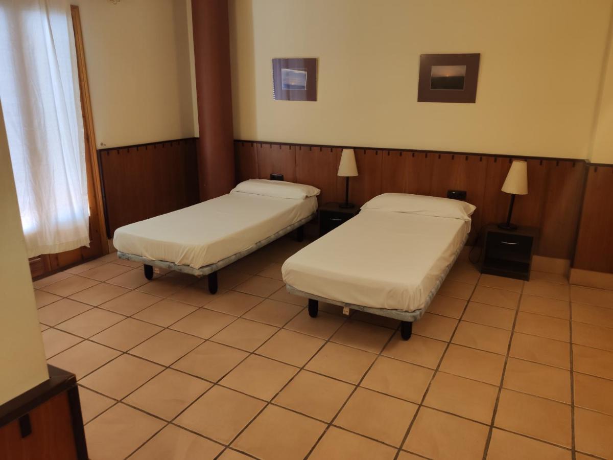 Hostal Tastavins Peñarroya de Tastavins Εξωτερικό φωτογραφία