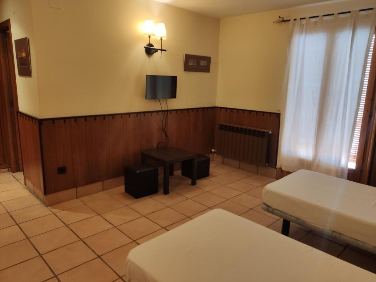 Hostal Tastavins Peñarroya de Tastavins Εξωτερικό φωτογραφία