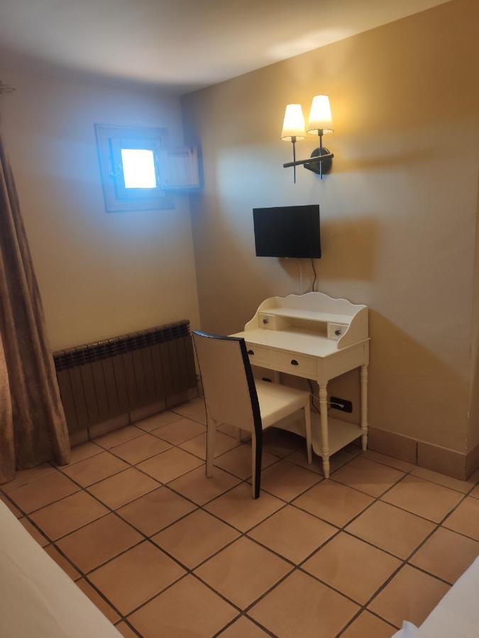 Hostal Tastavins Peñarroya de Tastavins Εξωτερικό φωτογραφία