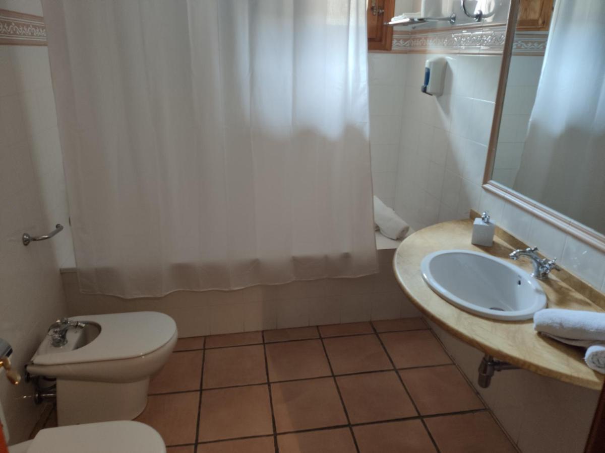Hostal Tastavins Peñarroya de Tastavins Εξωτερικό φωτογραφία