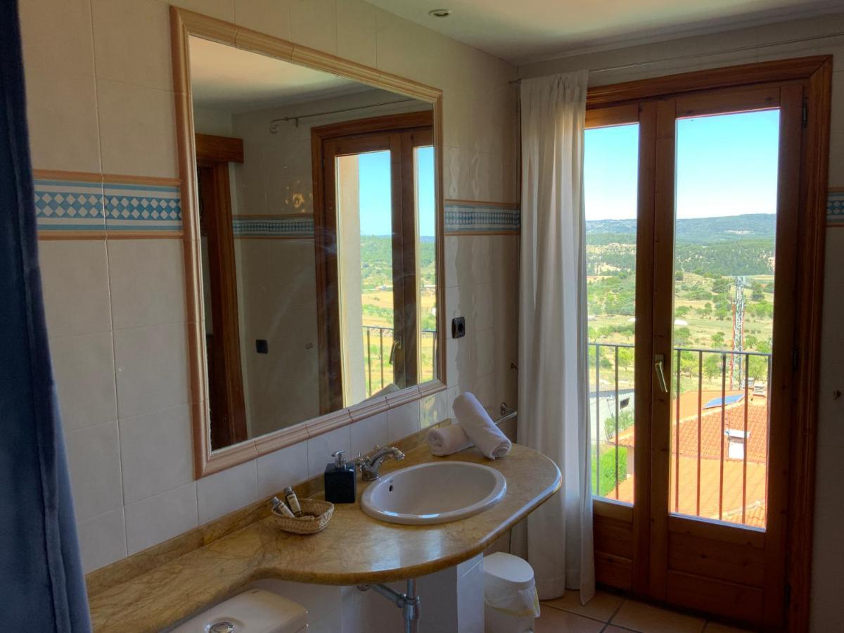 Hostal Tastavins Peñarroya de Tastavins Εξωτερικό φωτογραφία